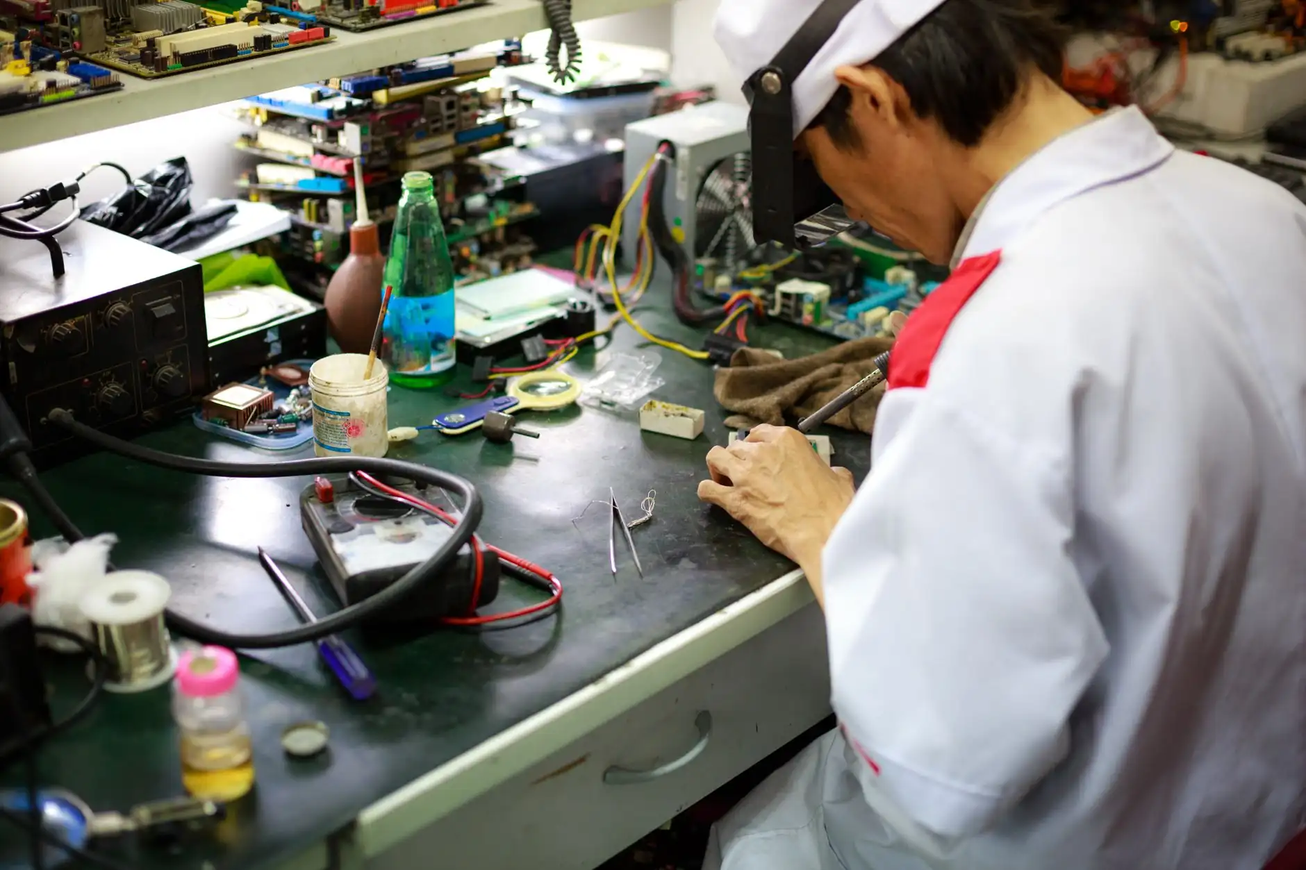 速鑫斌科技码垛机与自动化包装线在化工行业的应用案例解析
