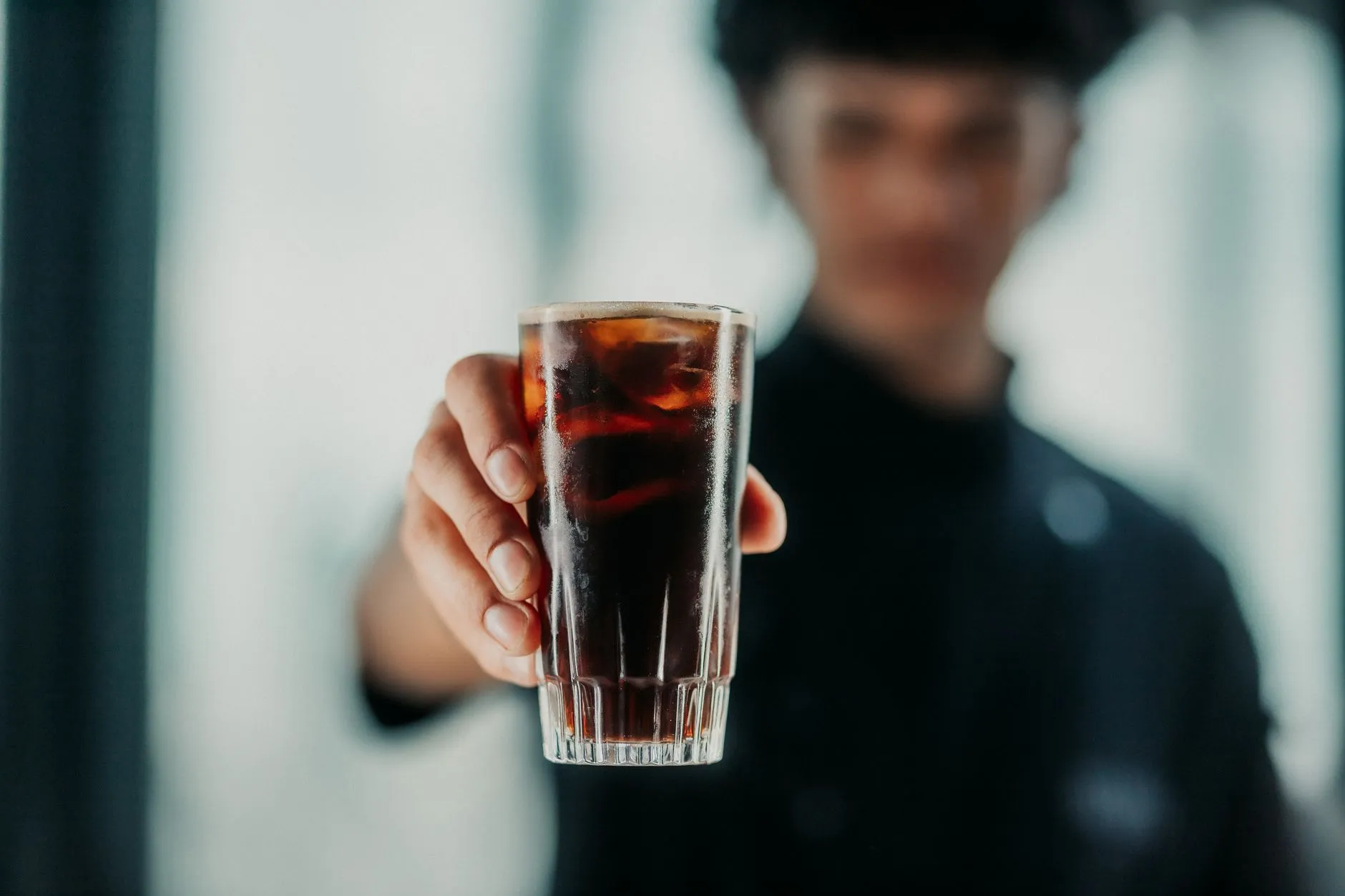 码垛机与自动包装设备对比：化工行业码垛系统配置要点说明
