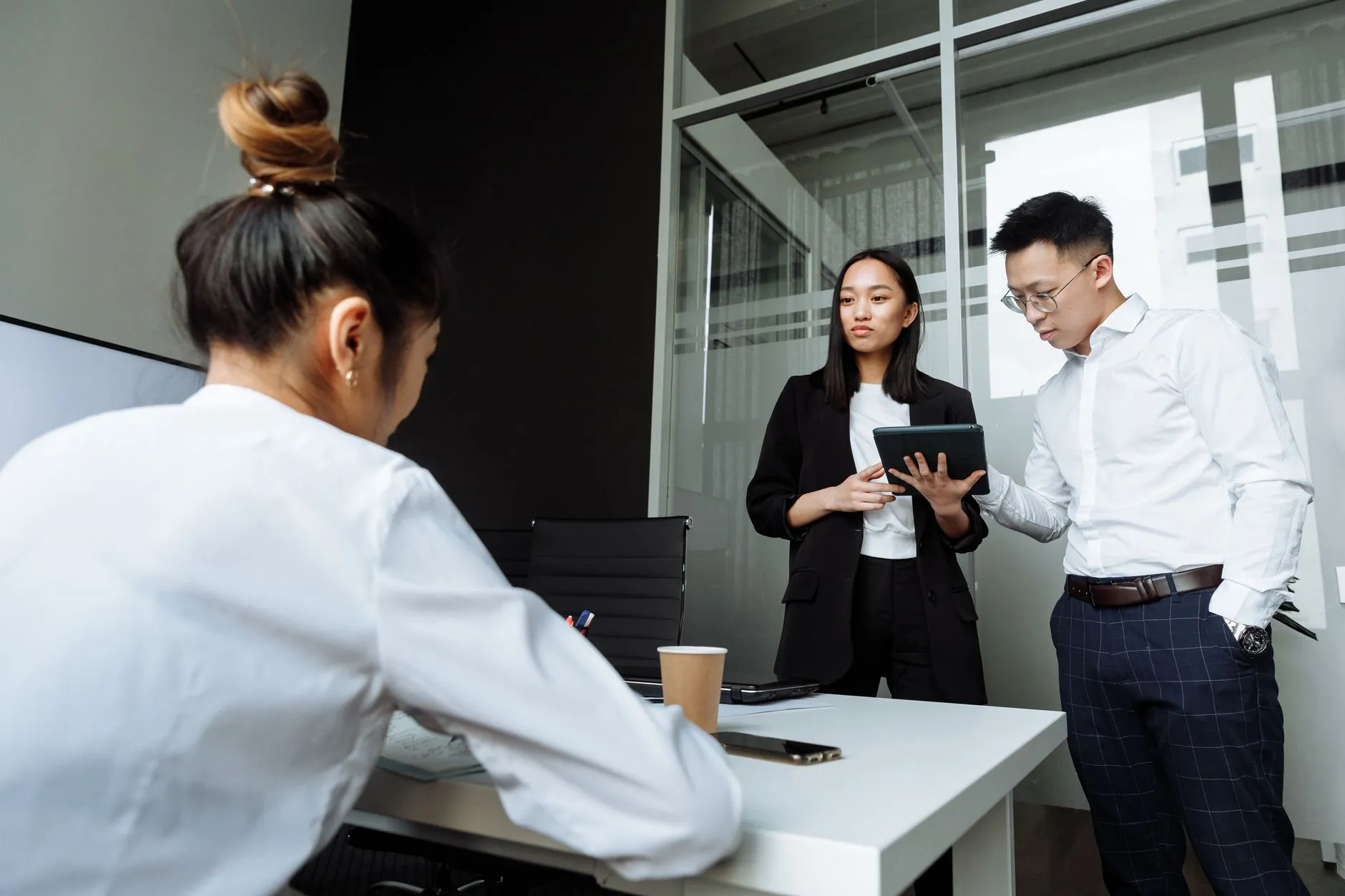 速鑫斌自动化包装线与传统人工包装效率对比分析