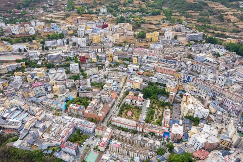 速鑫斌科技码垛机系列技术参数对比及适用场景分析